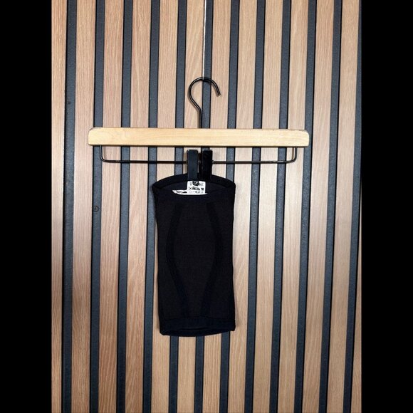 Gymshark Black Knee Sleeve Mediums 5mm - Picture 2 of 9